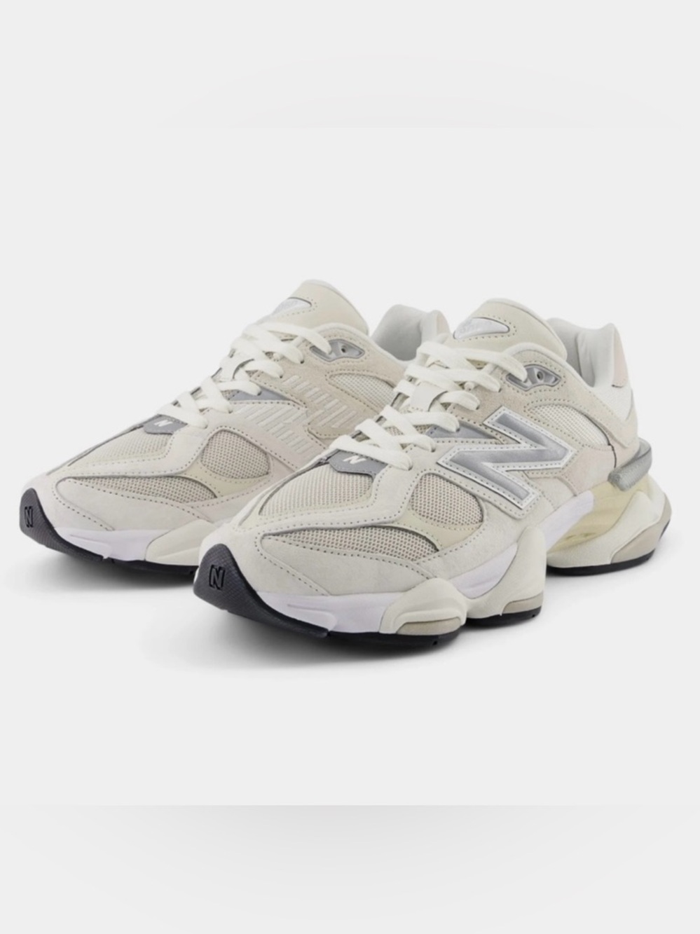 New Balance 9060 Sea Salt Sneakers Unisex M9.5 W11 Neutral Chunky Running Shoe